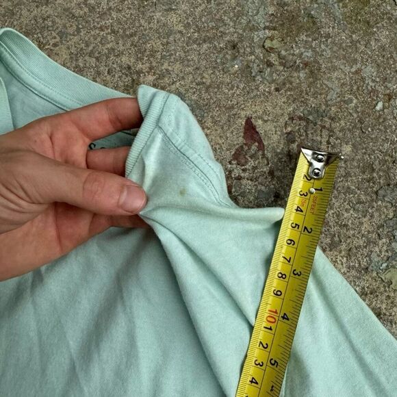 Guess LA Classic Logo Shirt - Picture 3 of 4